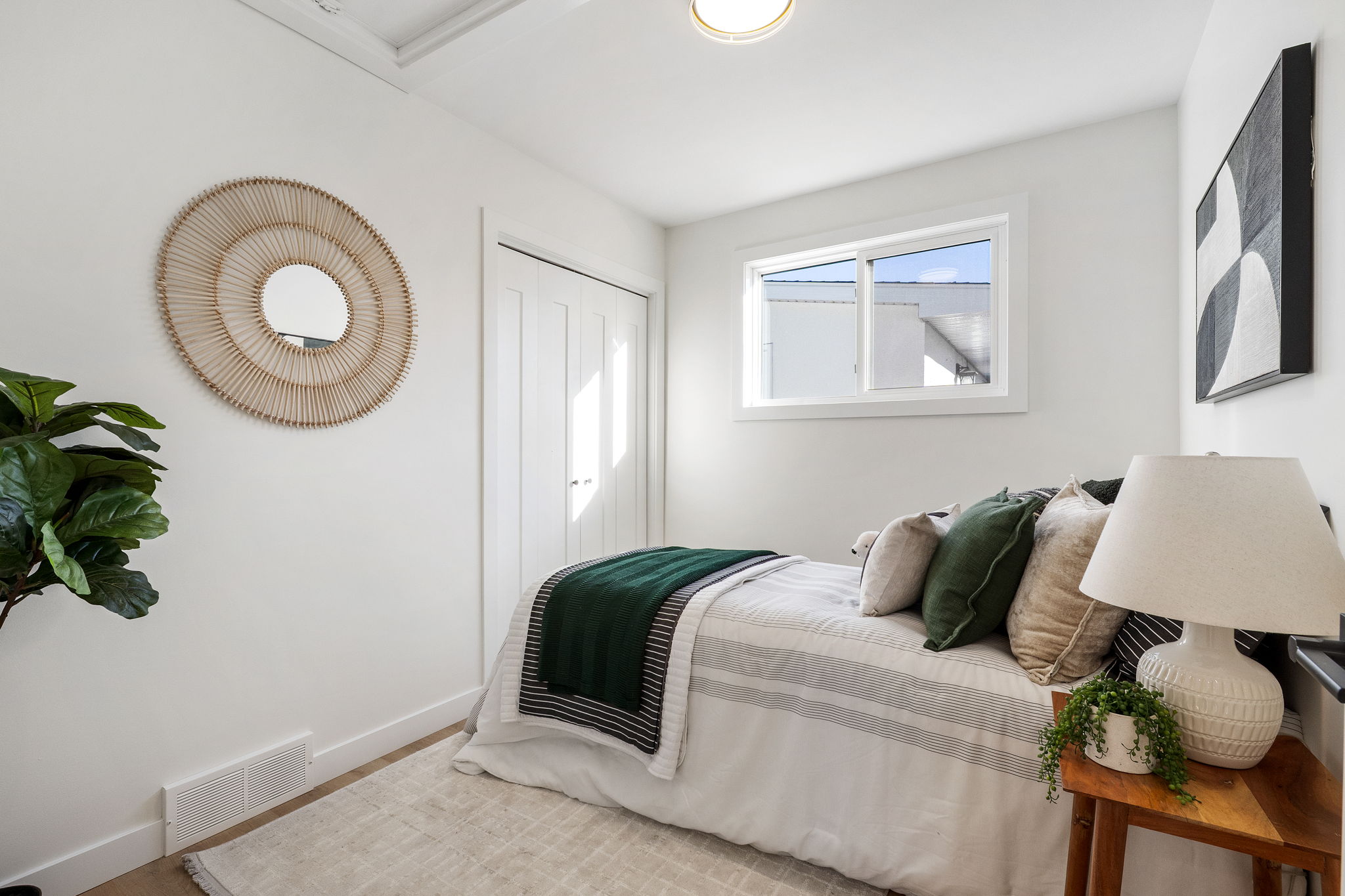 402 Whitegates Crescent - Interior-14