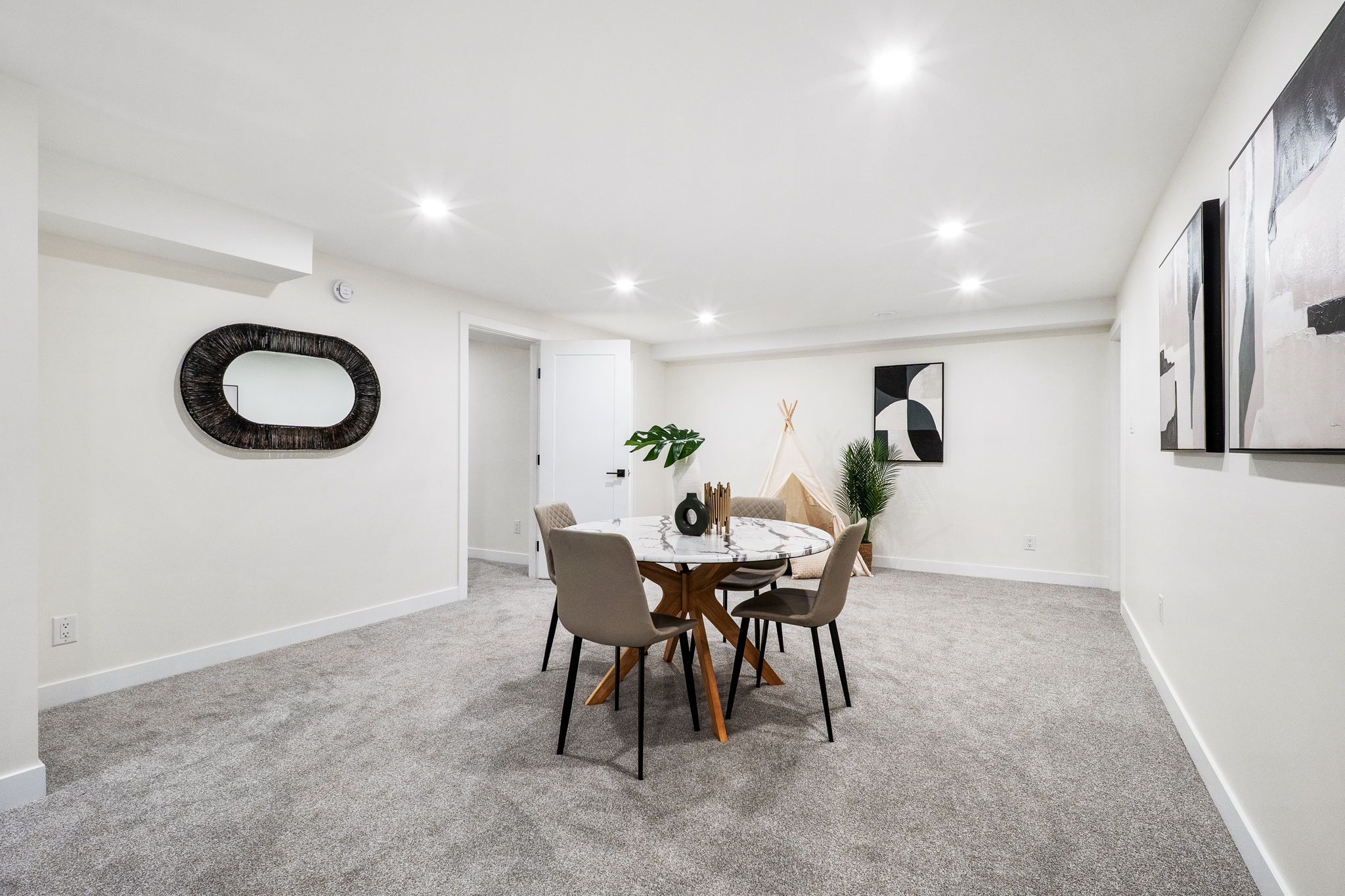 402 Whitegates Crescent - Interior-24