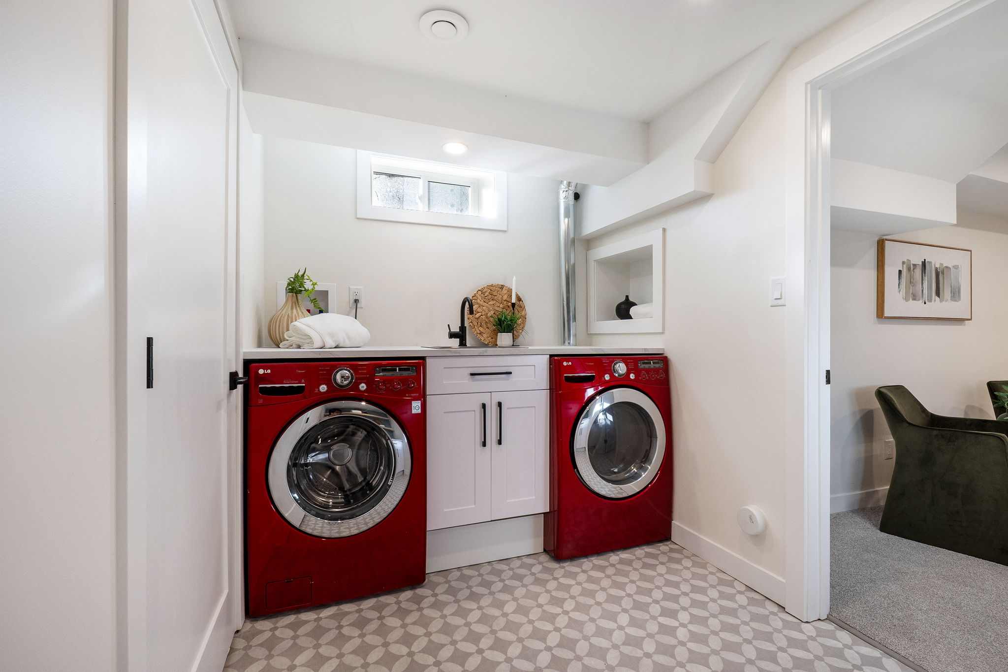 402 Whitegates Crescent - Interior-29