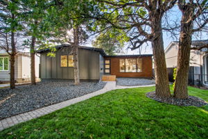 402 Whitegates Crescent - Exterior-2