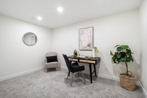 402 Whitegates Crescent - Interior-26