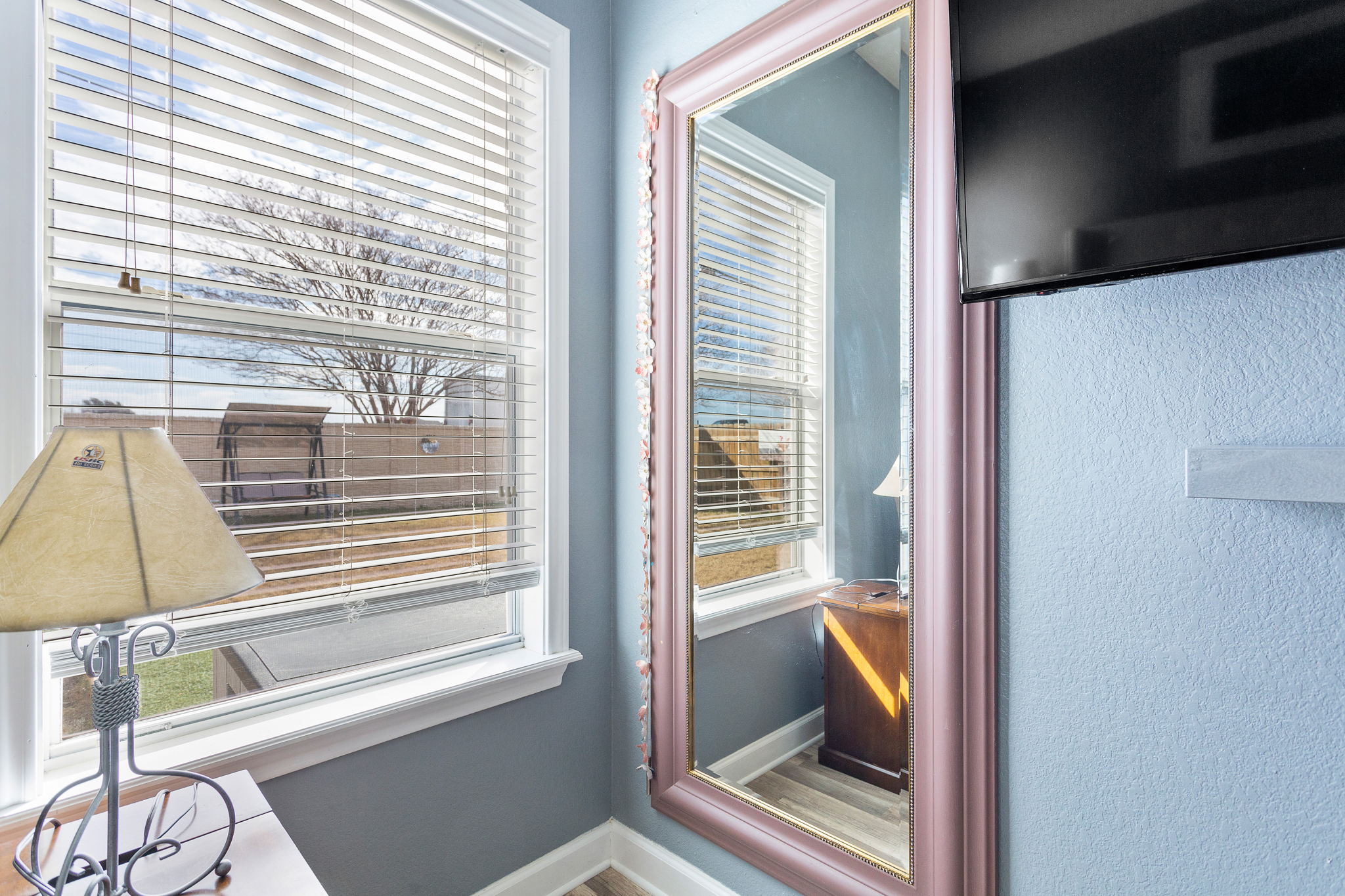 402 Wiley St, Hutto, TX 78634, USA Photo 12