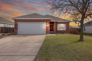 402 Wiley St, Hutto, TX 78634, USA Photo 0