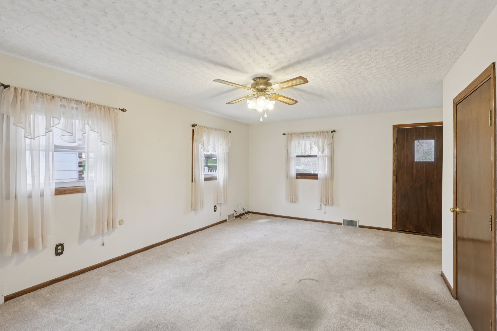 Yager Rd-S1303-010.jpg