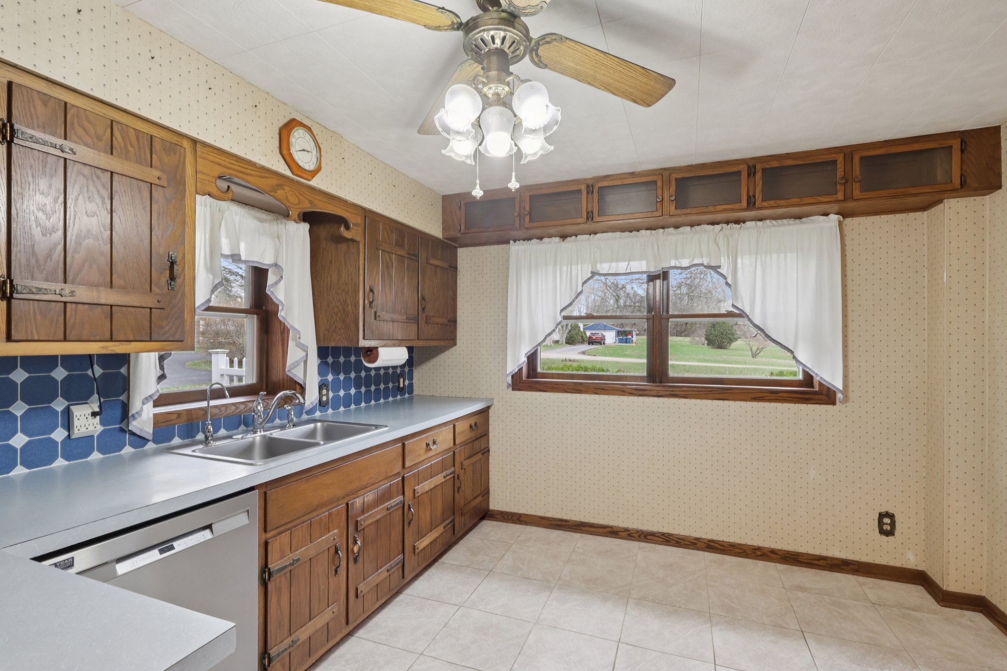 Yager Rd-S1303-016.jpg