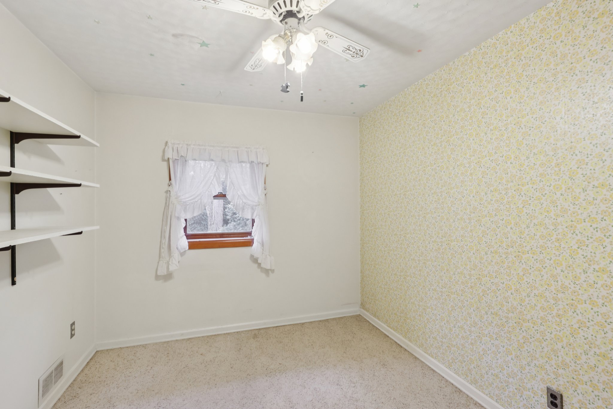 Yager Rd-S1303-029.jpg