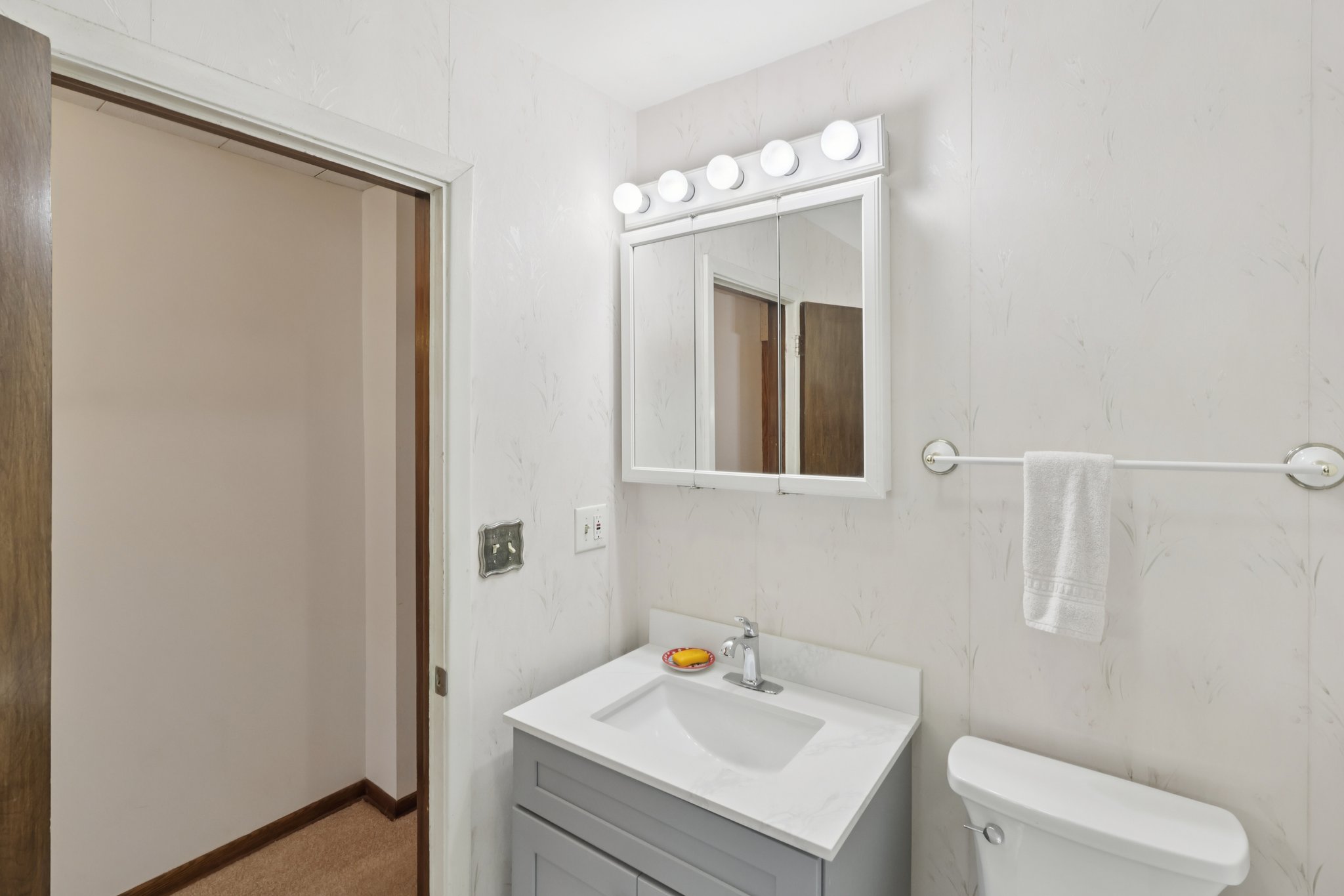 Yager Rd-S1303-034.jpg