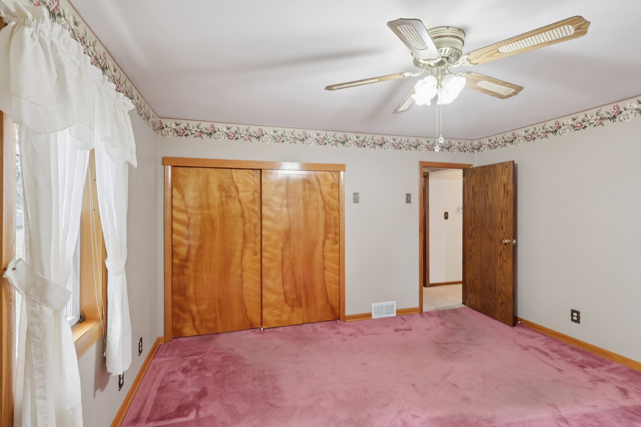 Yager Rd-S1303-038.jpg