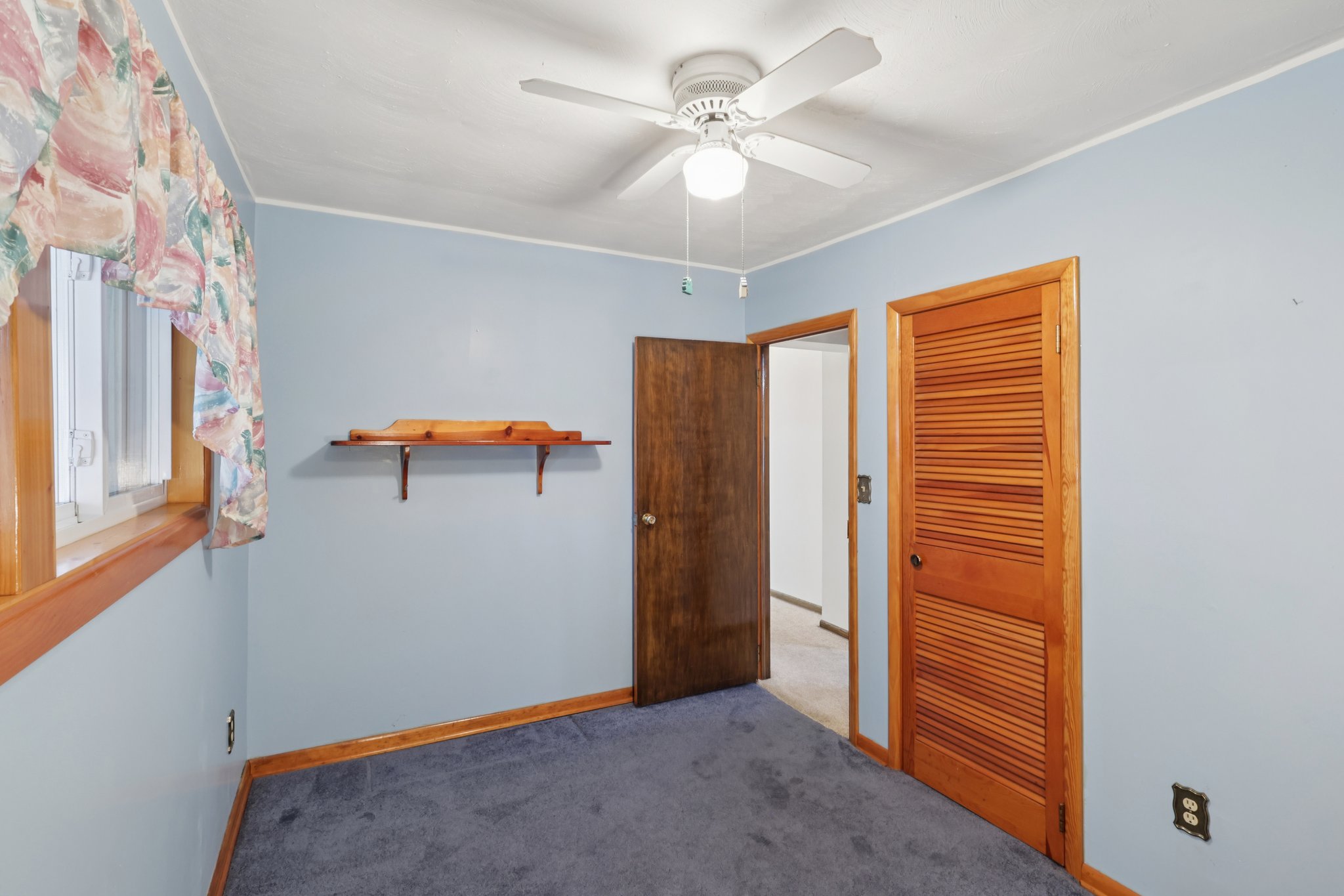 Yager Rd-S1303-042.jpg