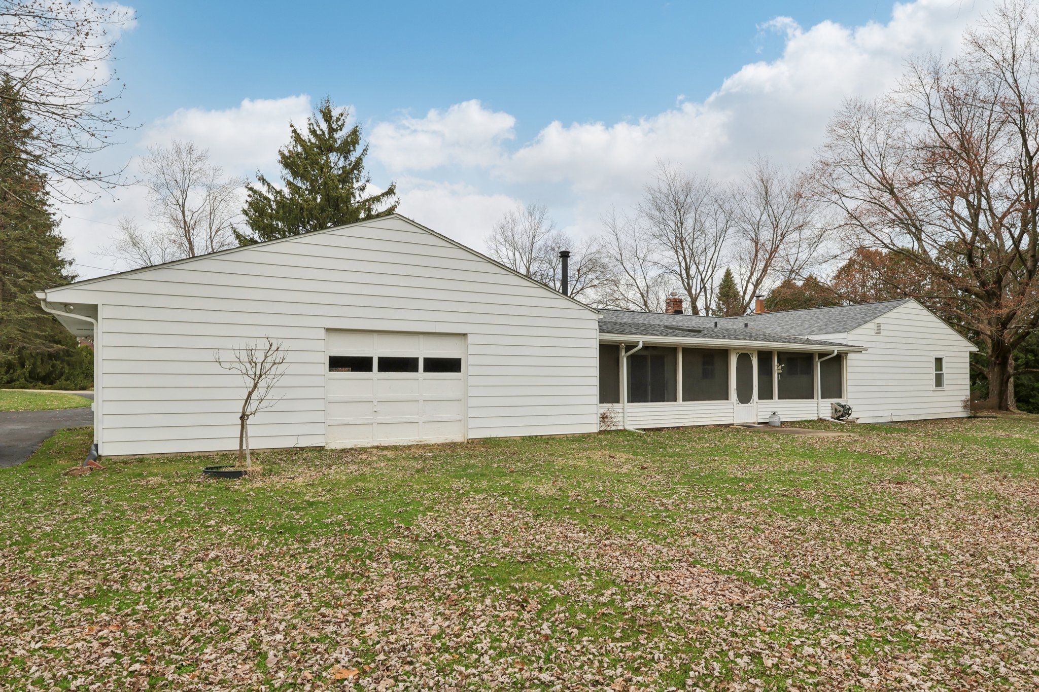 Yager Rd-S1303-053.jpg