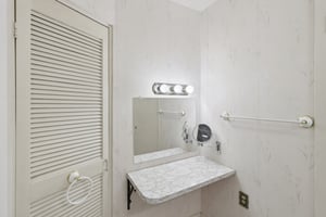 Yager Rd-S1303-033.jpg