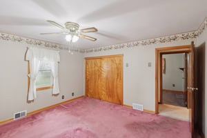 Yager Rd-S1303-037.jpg