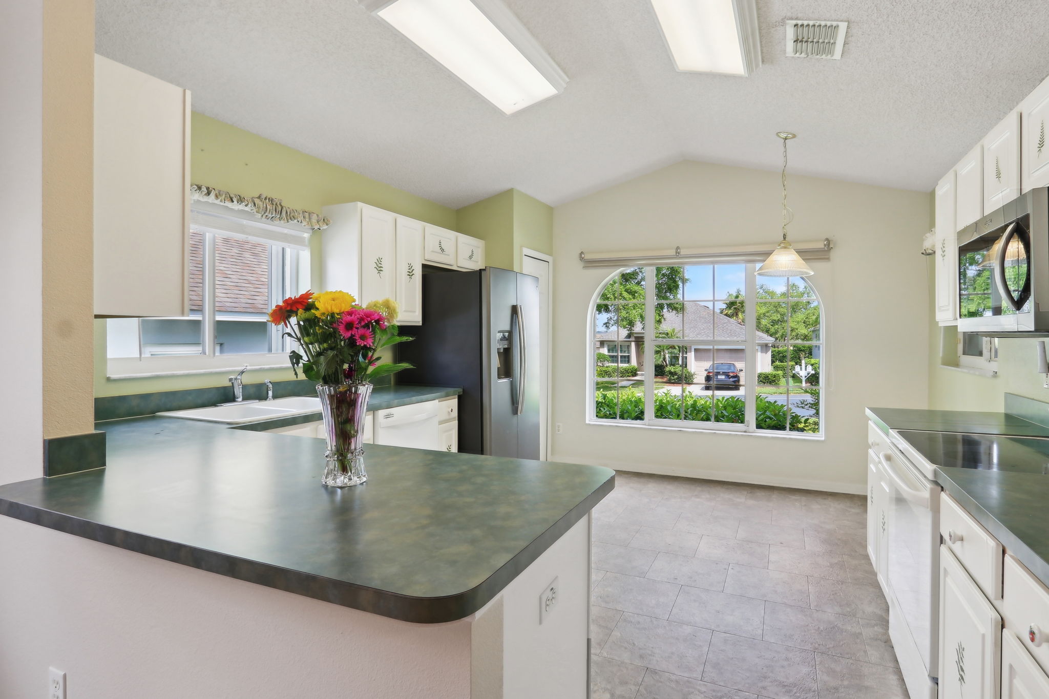 Capland Ave-015