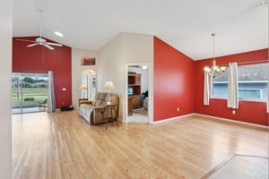 Capland Ave-009