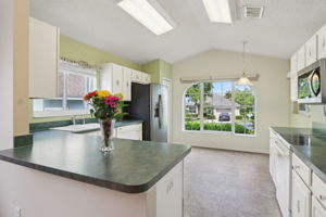 Capland Ave-015