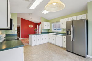 Capland Ave-016