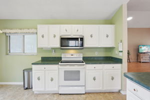 Capland Ave-018