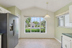Capland Ave-020