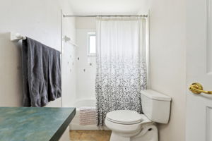 Capland Ave-023