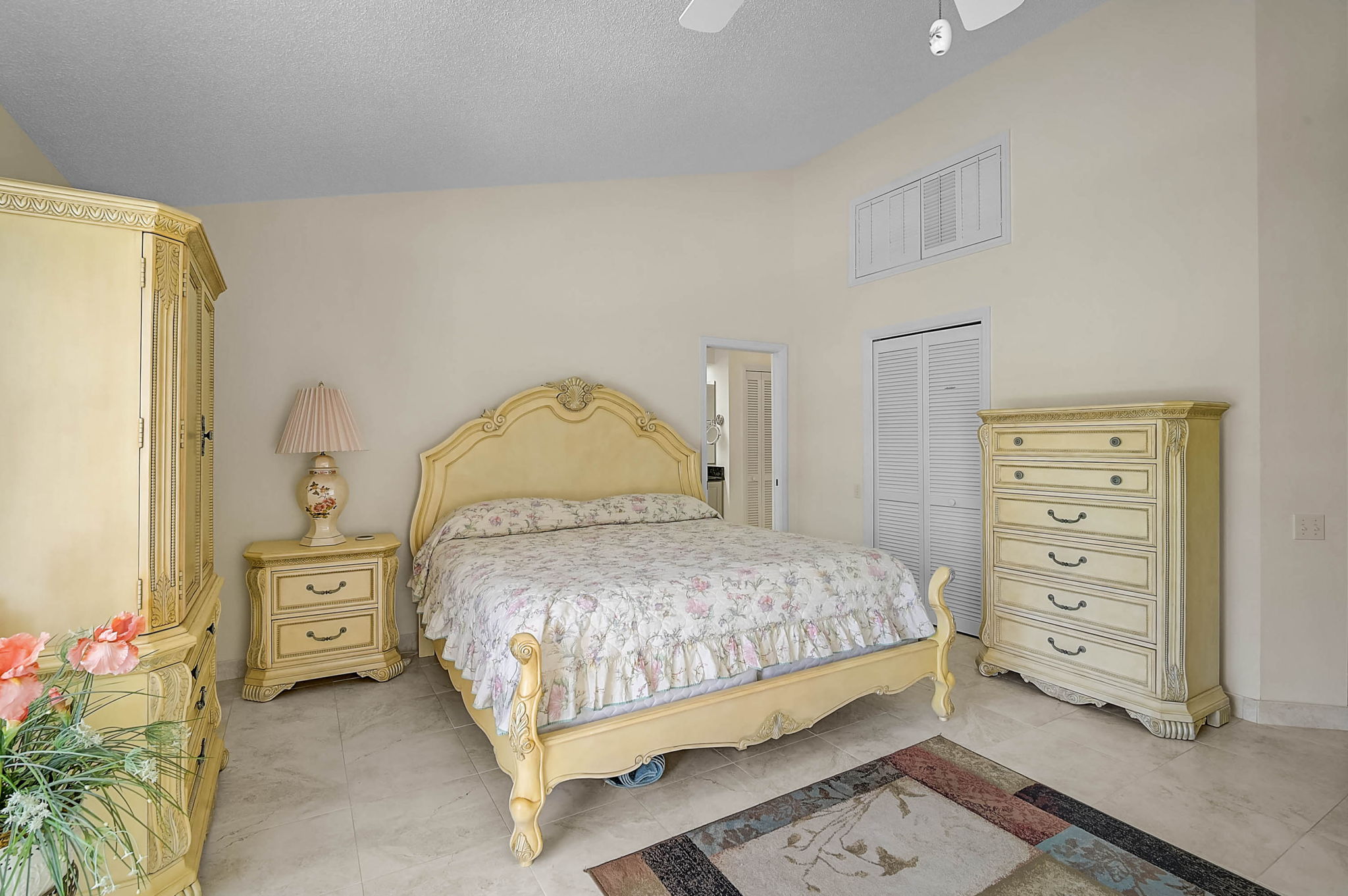 4020 Murfield Dr E-12