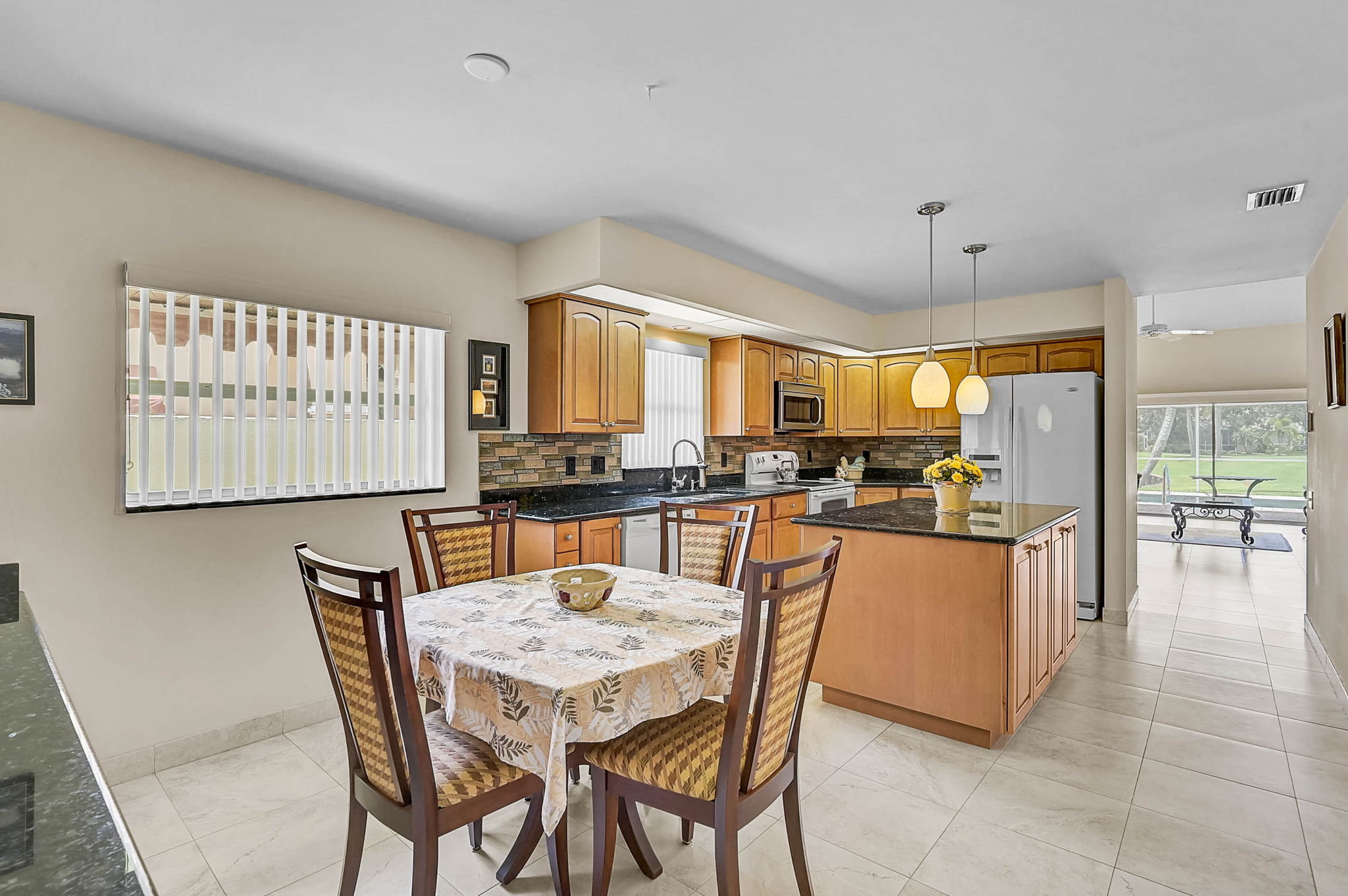 4020 Murfield Dr E-27