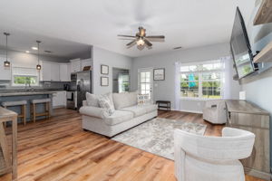 Living Room/Kitchen
