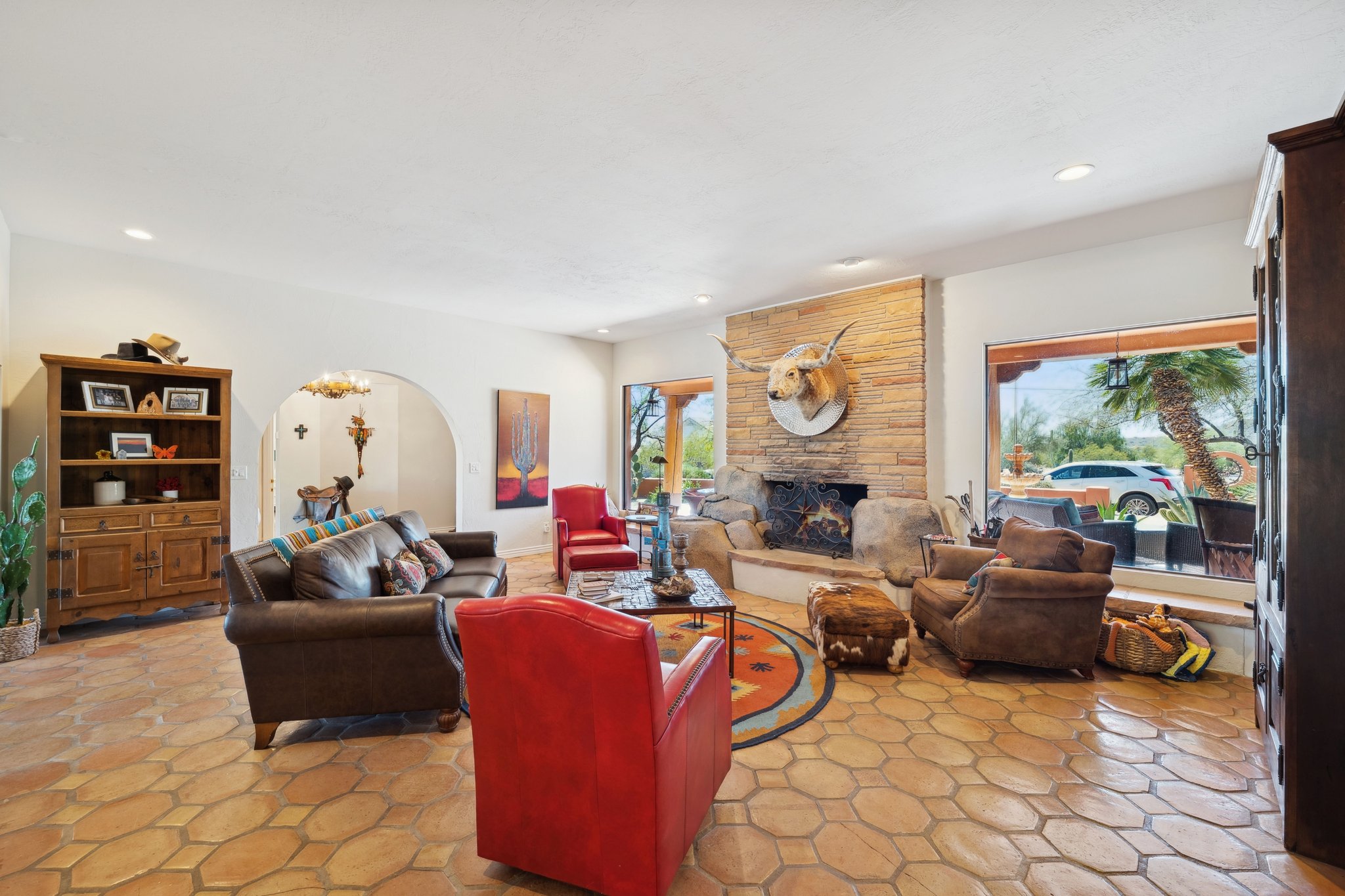 40205 N 26th St-007.jpg