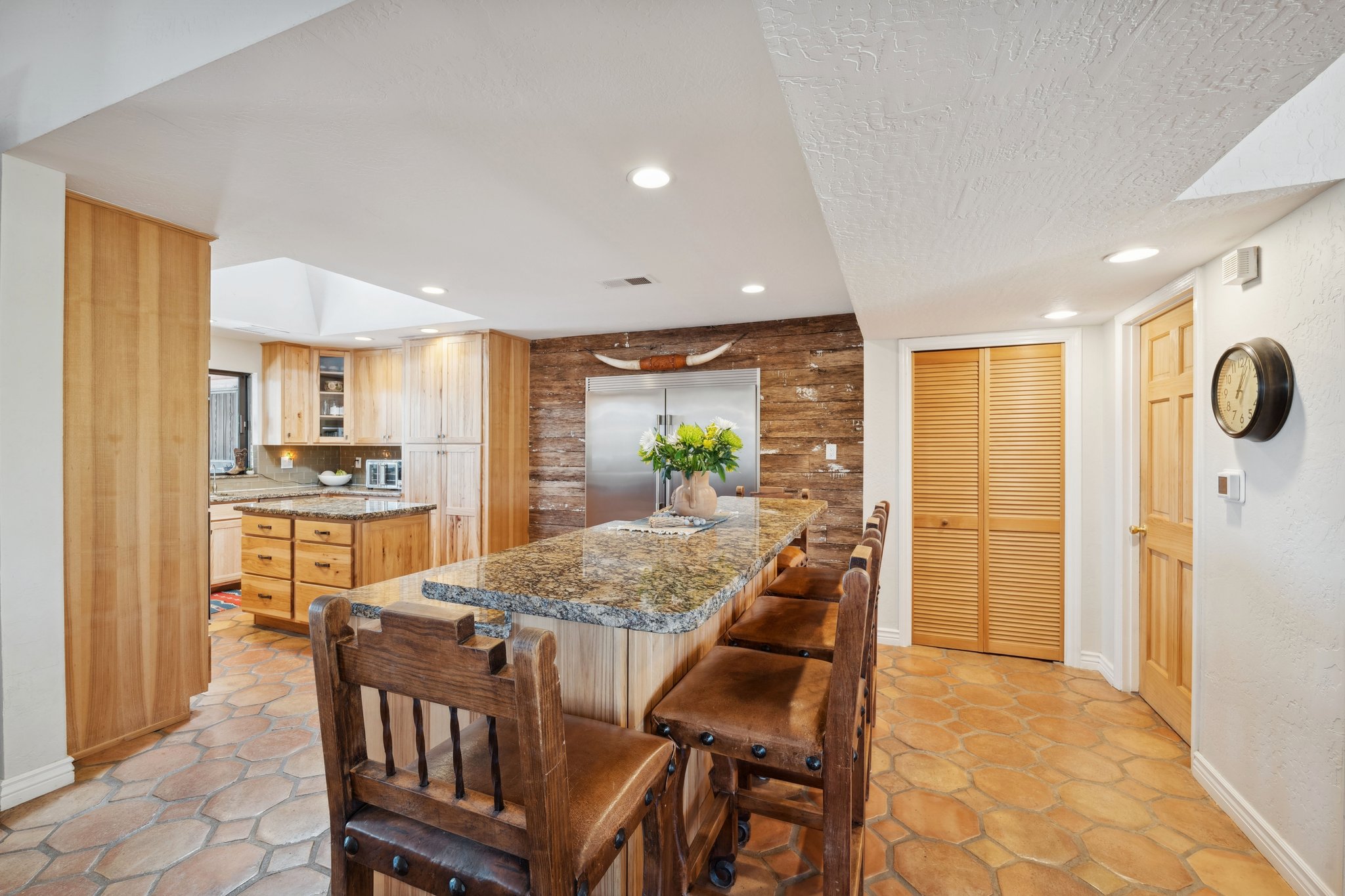 40205 N 26th St-015.jpg