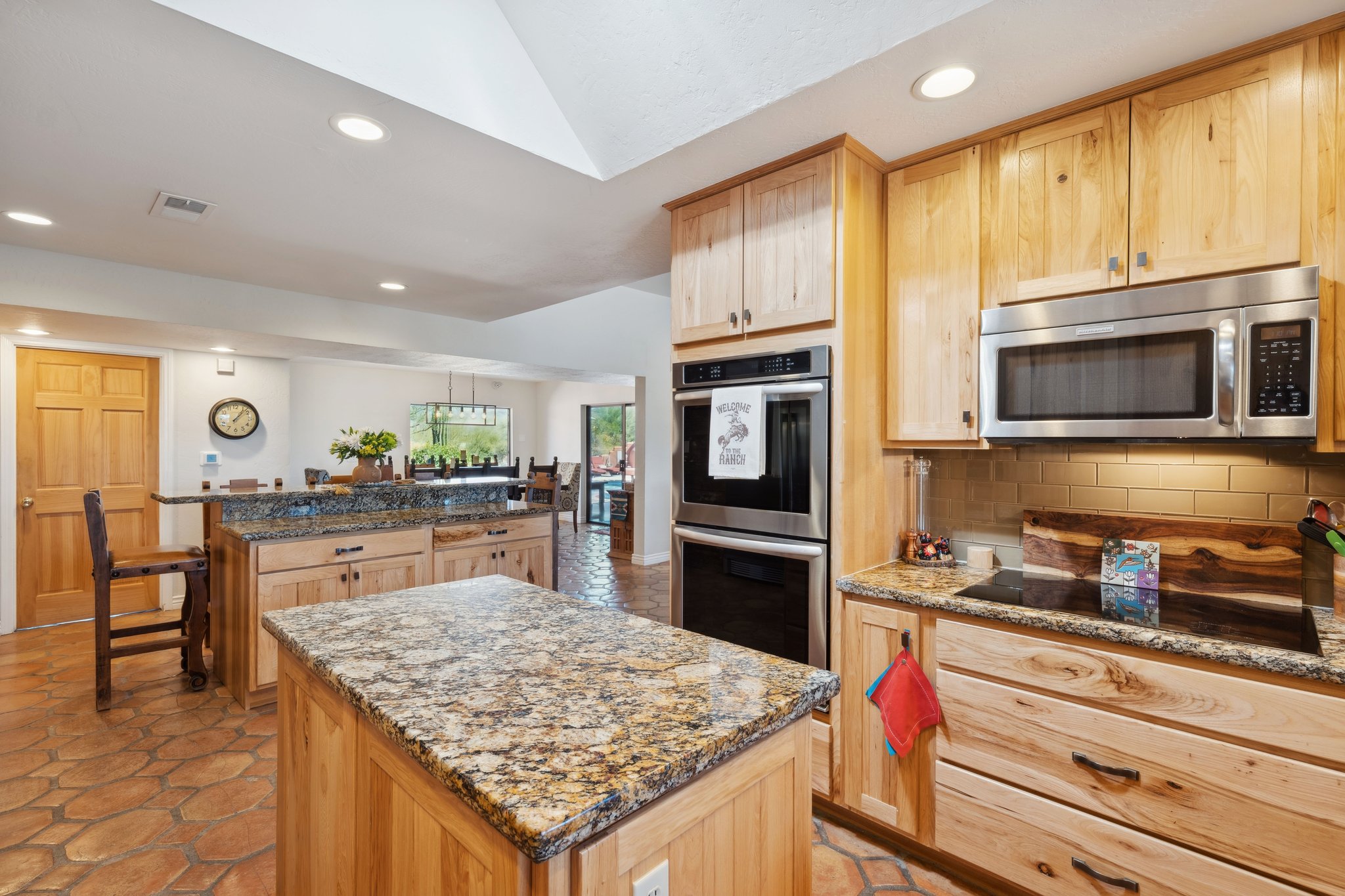 40205 N 26th St-020.jpg