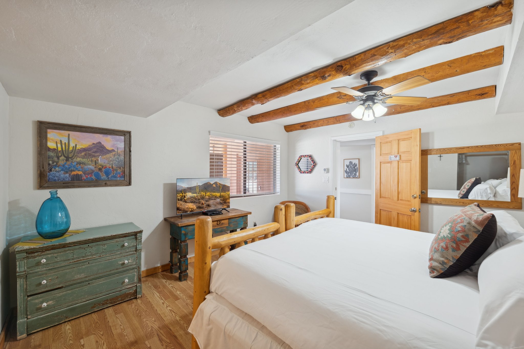 40205 N 26th St-043.jpg