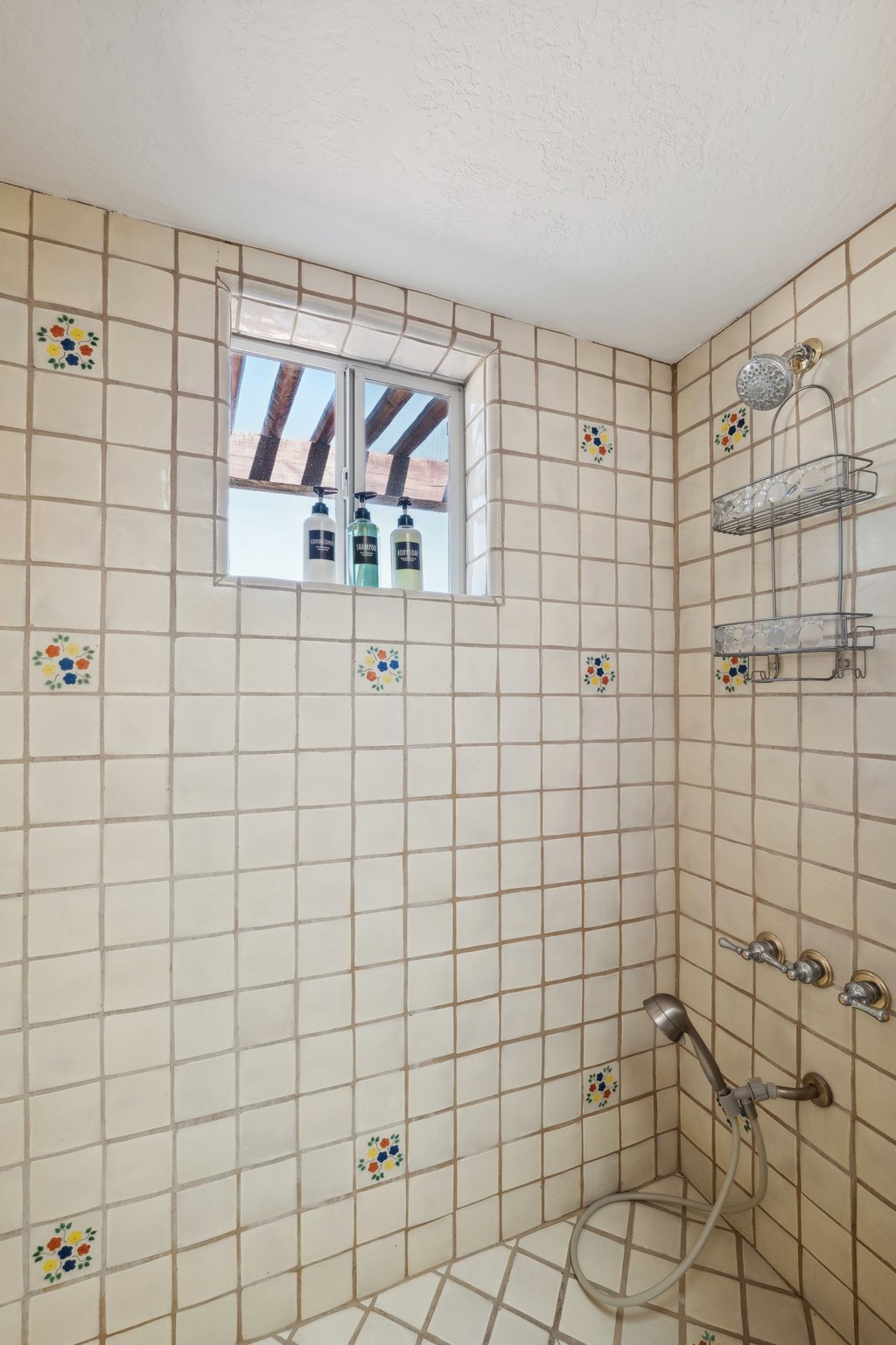 40205 N 26th St-052.jpg