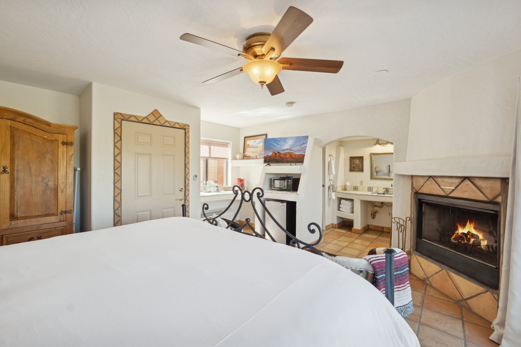 40205 N 26th St-057.jpg