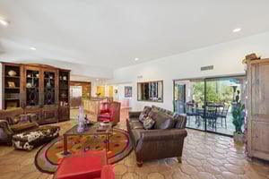 40205 N 26th St-005.jpg