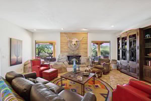 40205 N 26th St-009.jpg