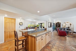 40205 N 26th St-017.jpg