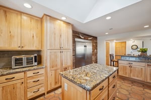 40205 N 26th St-021.jpg