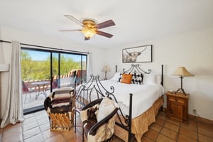 40205 N 26th St-053.jpg