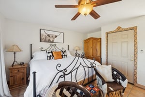 40205 N 26th St-056.jpg