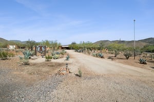 40205 N 26th St-112.jpg