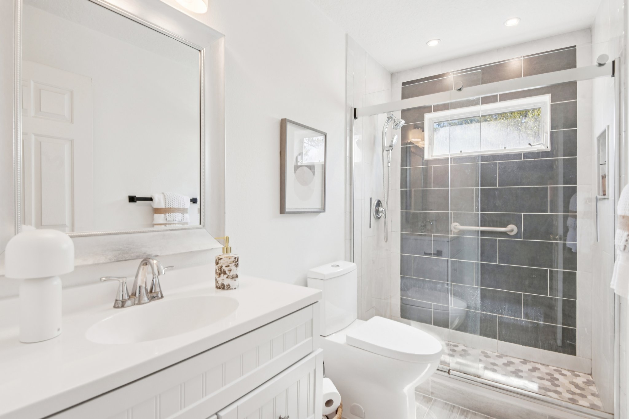 Fishermans Cove Ct-S2003-037.jpg