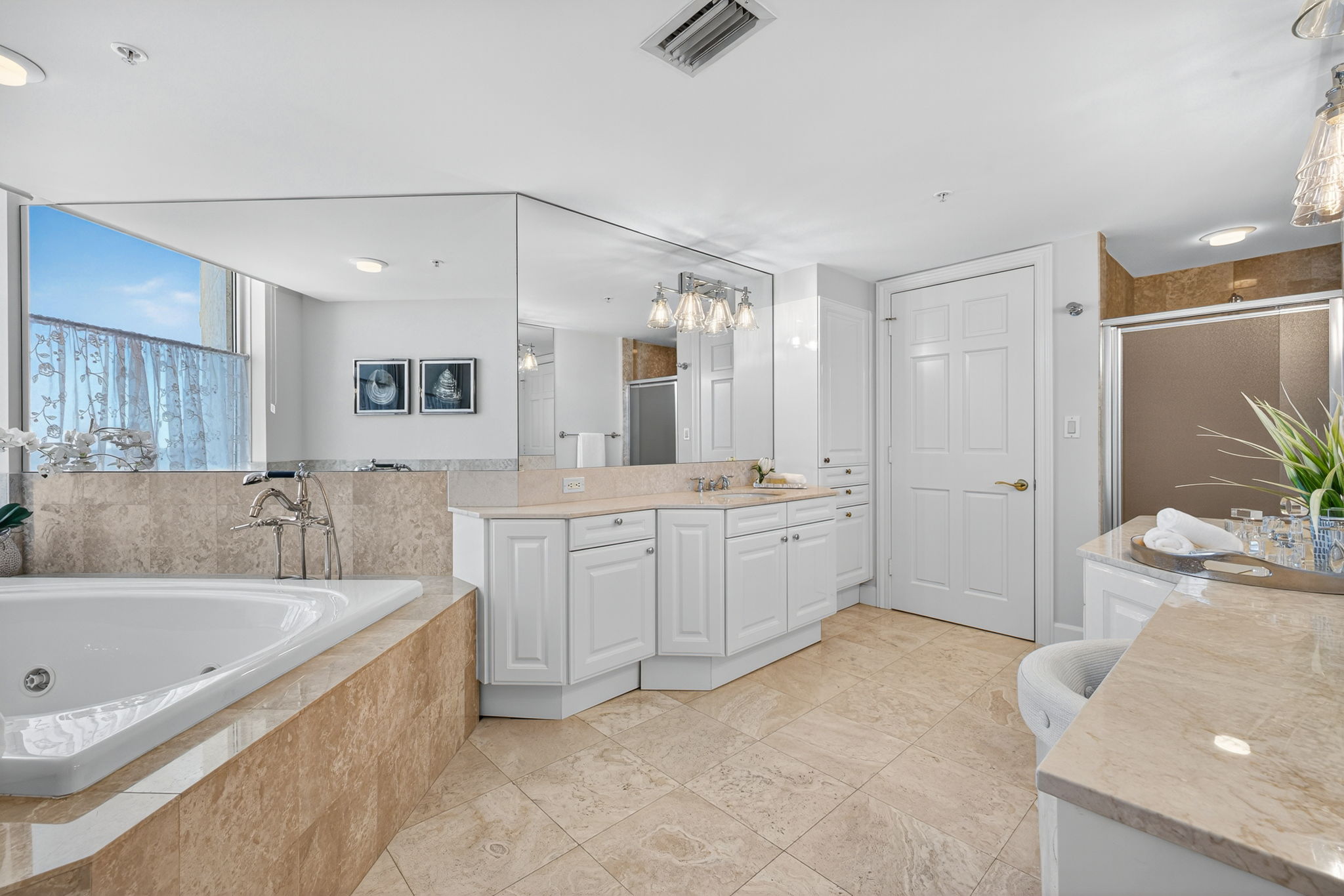 Primary Bathroom 1 AI