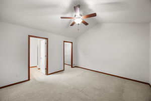  Photo 47