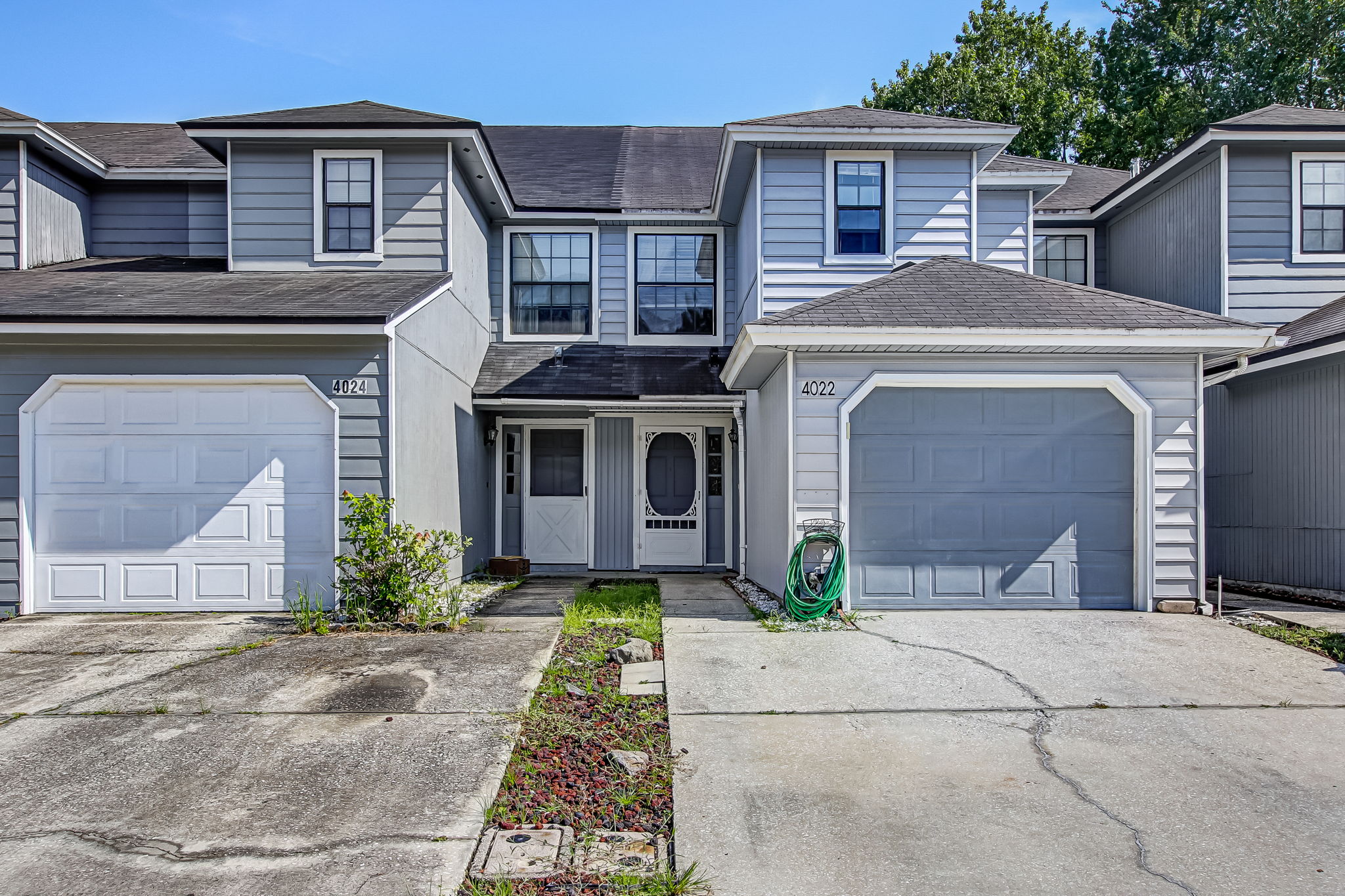 4022 Laurelwood Dr