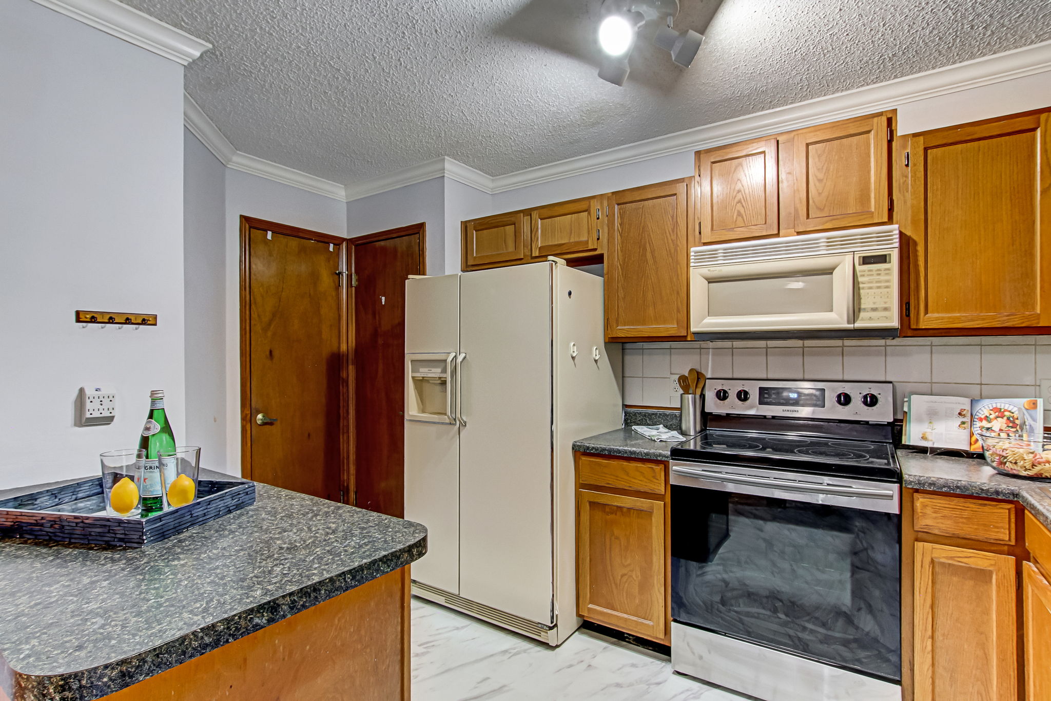 Spacious Kitchen