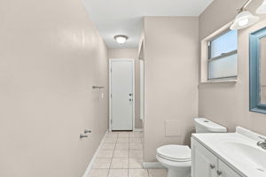  Photo 34