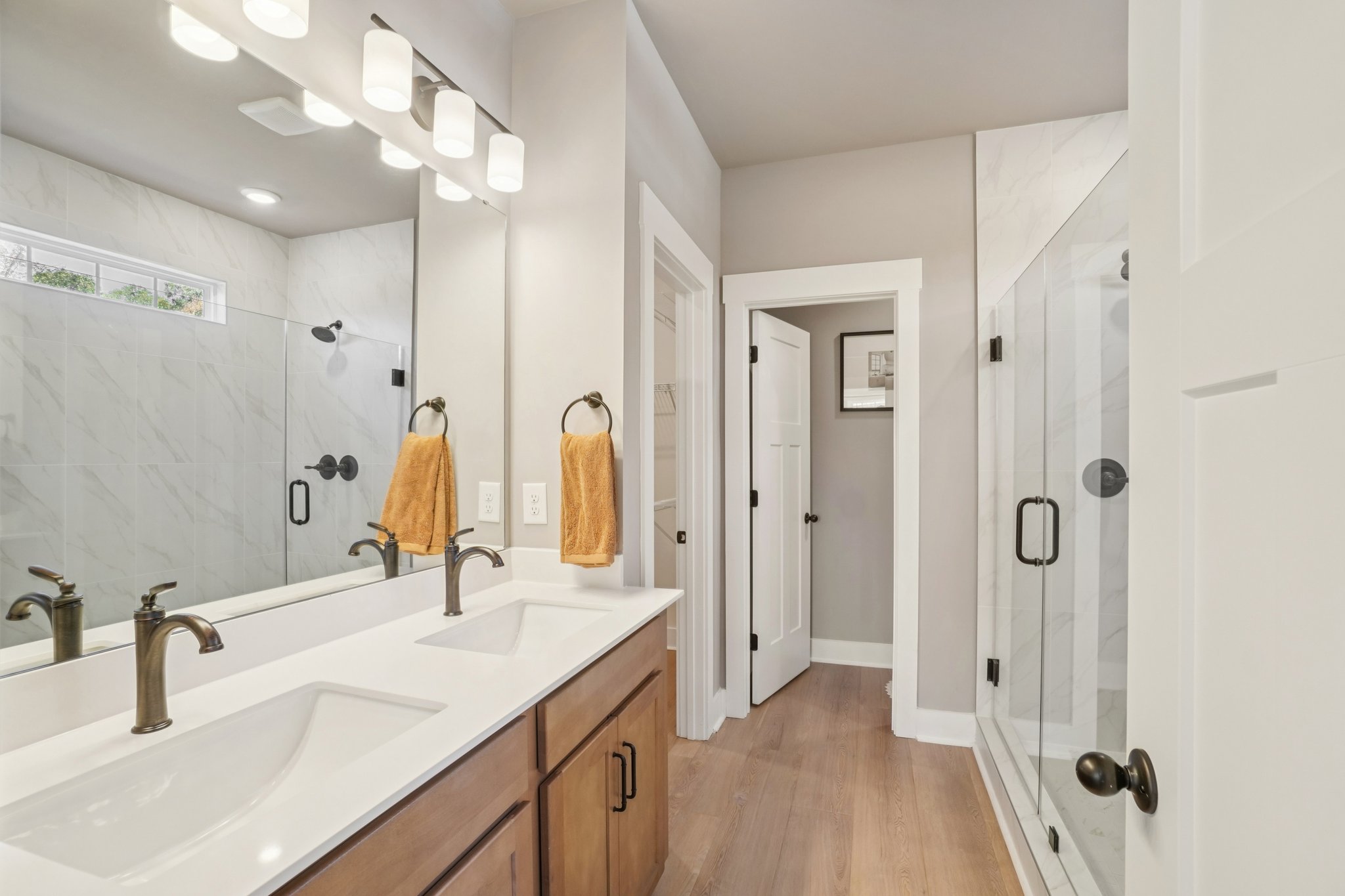 Briggs Dr-S0411-012.jpg