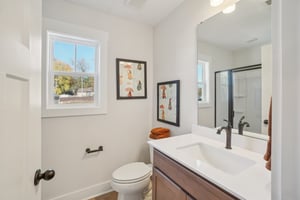 Briggs Dr-S0411-015.jpg