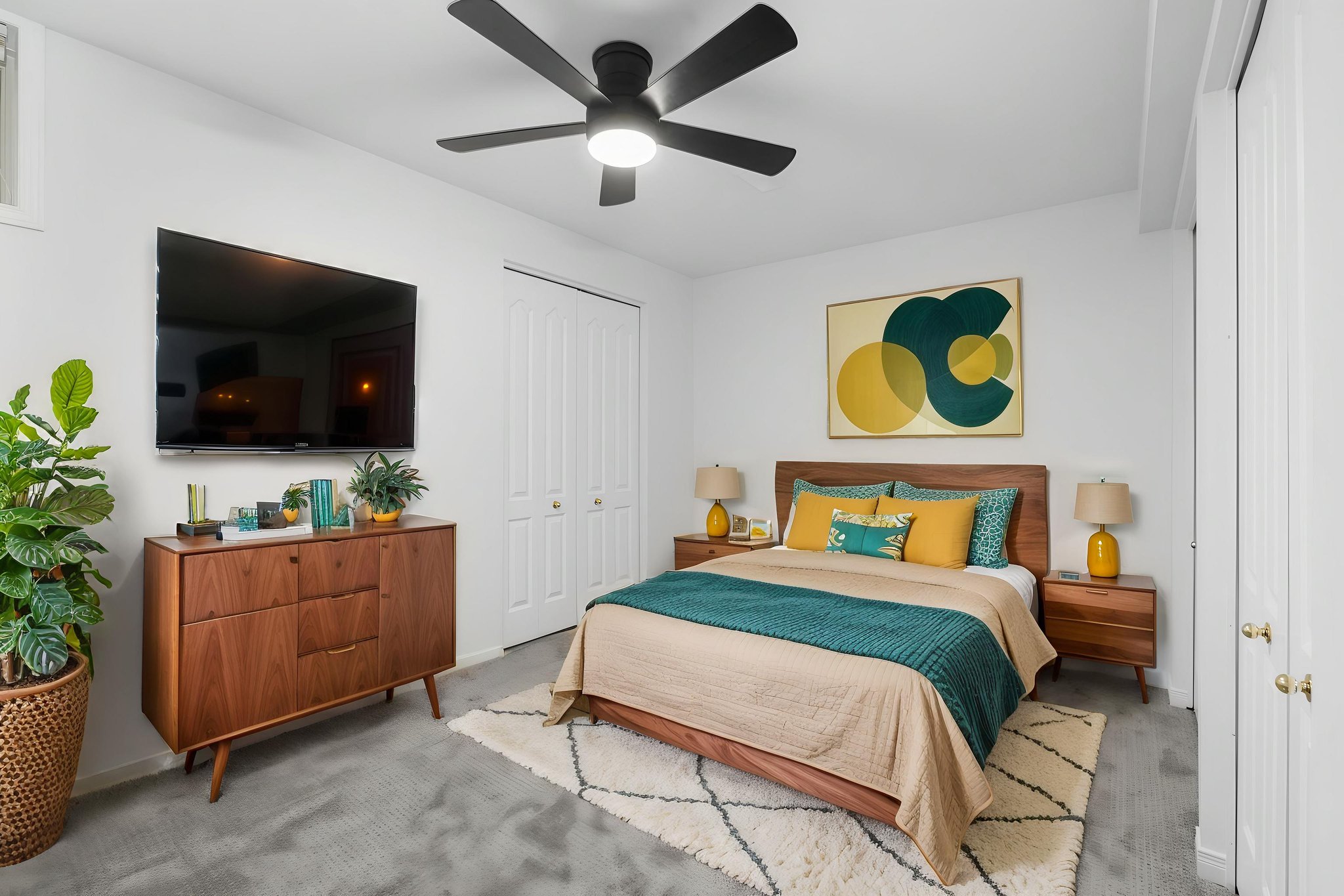 Flora_-31 virtually staged.jpeg