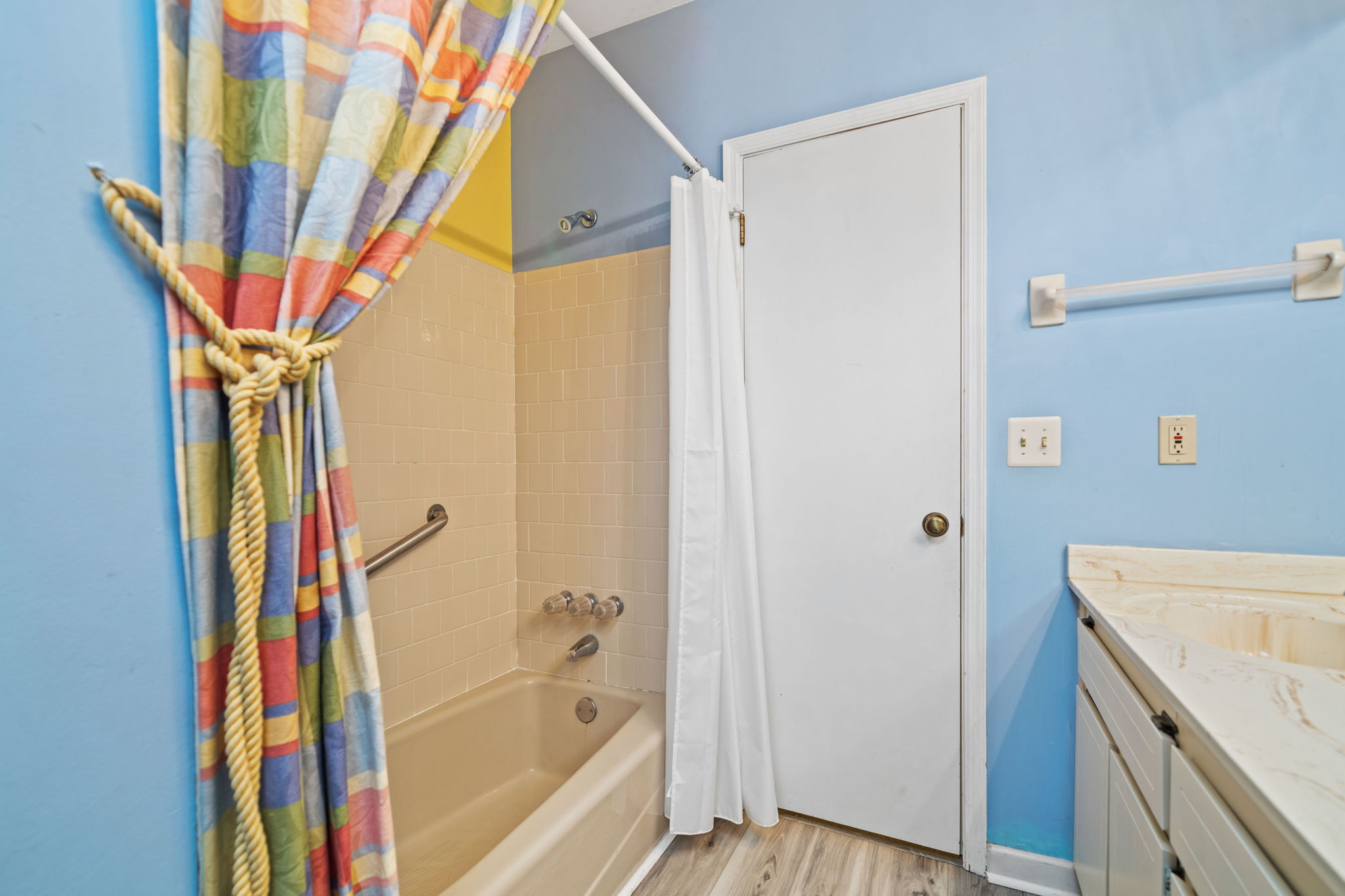 Hall Bathroom