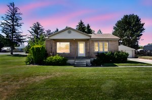 IMG_0862 day to dusk.jpeg